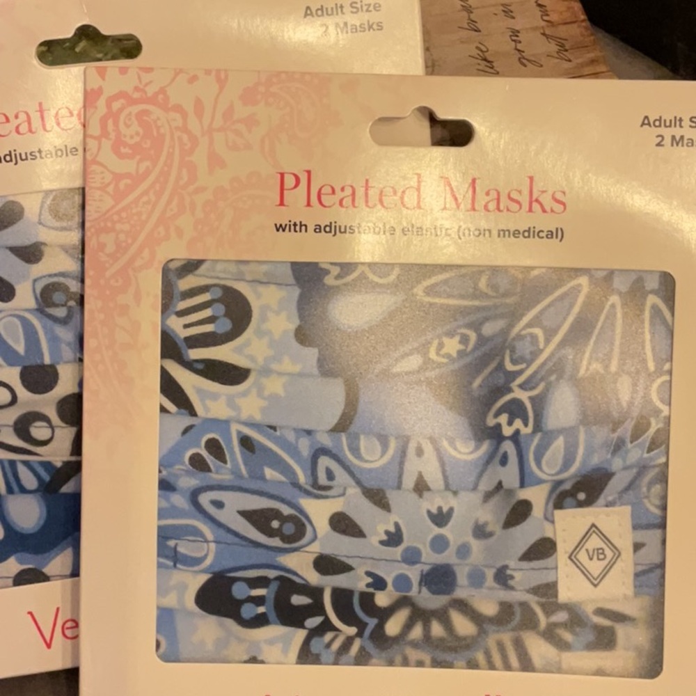 NWT Vera Bradley Adult Face Masks
